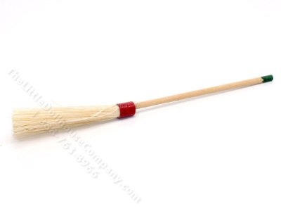 (image for) Miniature Straw Broom for Dollhouses