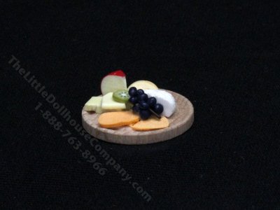 (image for) Miniature Cheese Board for Dollhouses