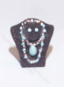 (image for) Miniature Turquoise Necklace Kit for Dollhouses