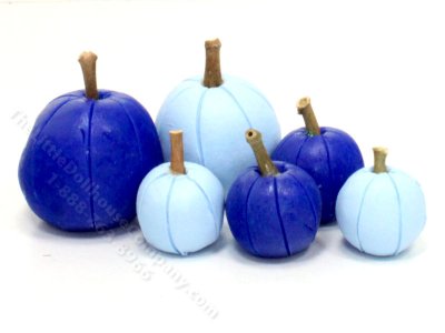 (image for) Blue Pumpkins by Mini Creations by Judy (1pc)