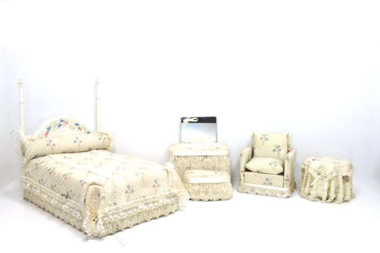 (image for) Vintage Miniature Cream and Floral Bedroom Set (5pcs)