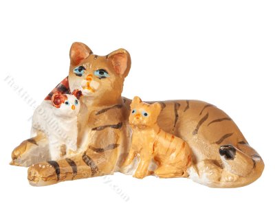 (image for) Miniature Tabby Cat and Kittens for Dollhouses