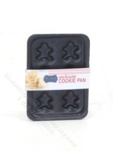 (image for) Miniature Gingerbread-Man-Shaped Baking Tray for Dollhouses