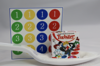 (image for) Miniature 'Twister' Board Game