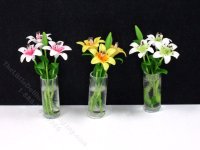 (image for) Miniature Vase of Lilies for Dollhouses (1pc)