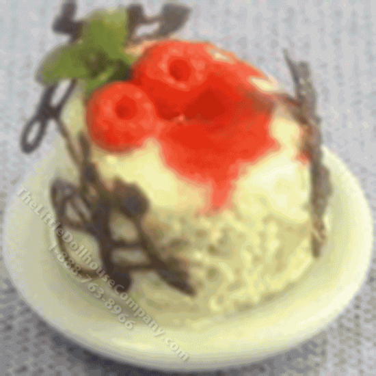 (image for) Miniature Mousse Cake With Berry Topping and Chocolate Decor