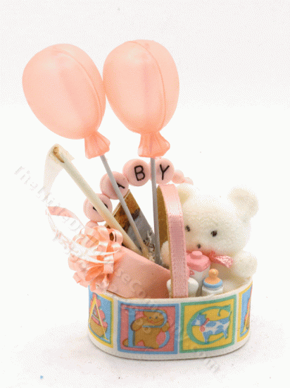 (image for) Miniature Baby Girl Gift Basket