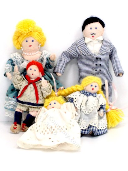 (image for) Miniature Fancy Doll Family