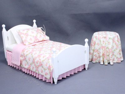 (image for) Miniature Meadows of Pink Bedroom Set for Dollhouses