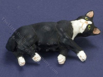 (image for) Dollhouse Scale Model Black Pregnant Cat