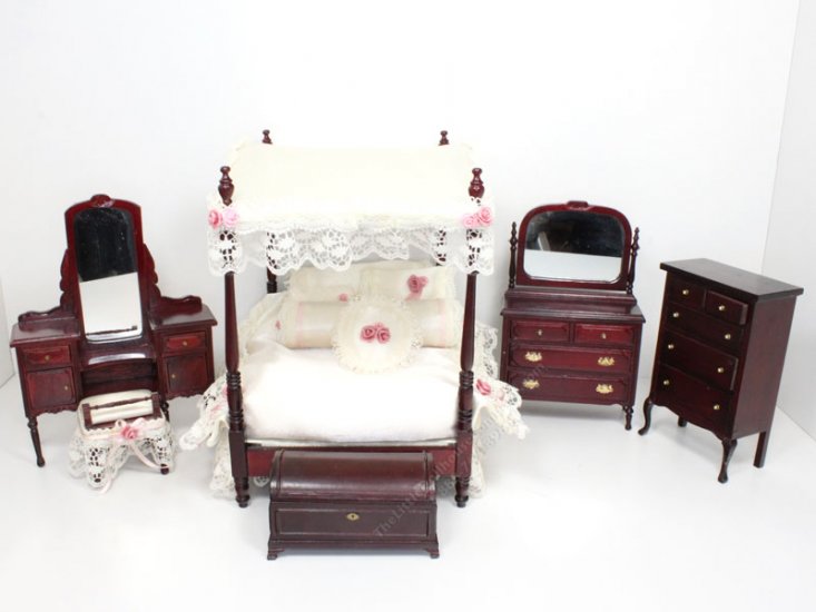 (image for) Miniature 6-Piece Dressed Mahogany Bedroom Set
