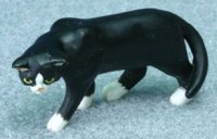 (image for) Dollhouse Scale Model Socks Cat Walking