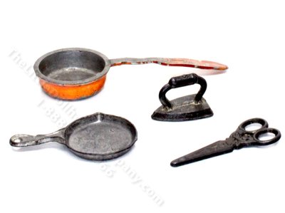 (image for) Miniature Set of Vintage Dollhouse Accessories