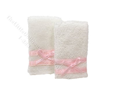 (image for) Miniature Bathroom Towels with Pink Trim for Dollhouses