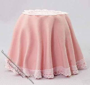 (image for) Round Table with Pink Tablecloth
