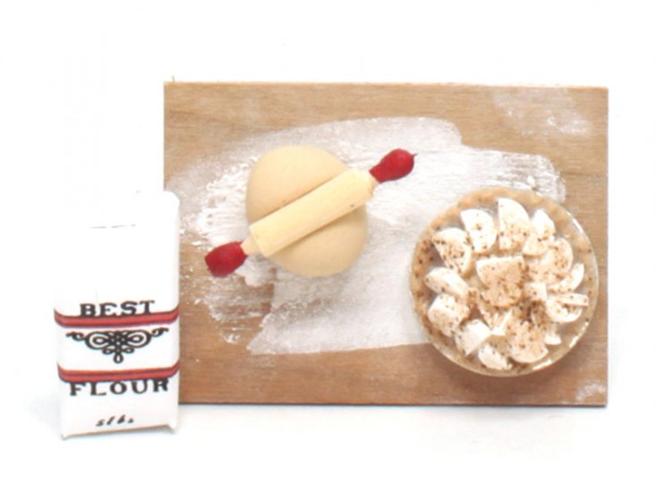 (image for) Miniature Filled Apple Pie Baking Board with Flour