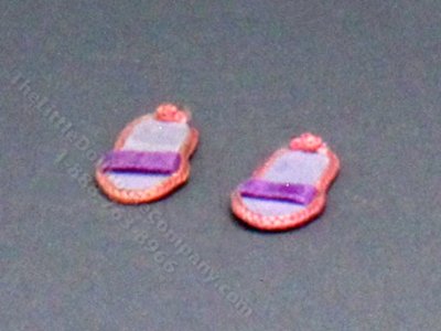 (image for) Miniature Pink and Purple Flip Flops for Dollhouses