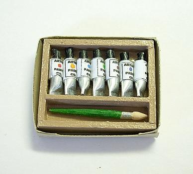 (image for) Artist's Set of Oil Paint Tubes and Paint Brush
