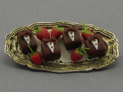 (image for) Dollhouse Scale Model Cake Tray