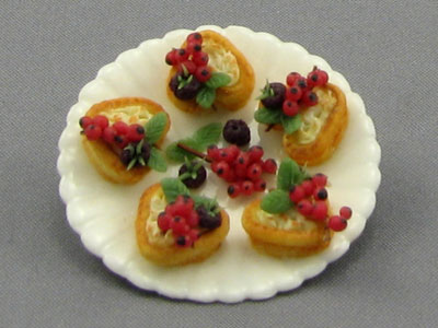(image for) Dollhouse Scale Model Food Plate
