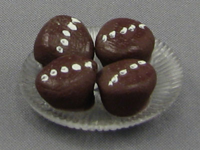 (image for) Dollhouse Scale Model Chocolate Cake Plate
