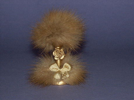 (image for) Miniature Set of Fur Hat and Stole on Stand