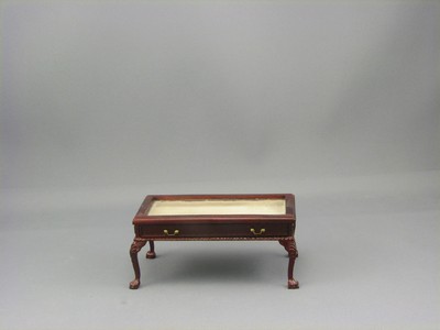 (image for) Coffee Table - Vitrine
