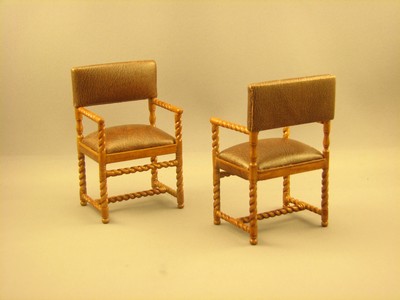 (image for) Two Chairs Set Walnut