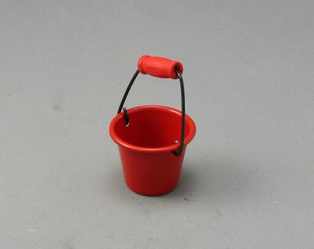 (image for) Red Metal Bucket