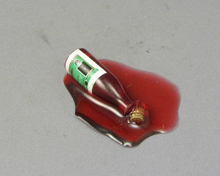 (image for) Dollhouse Scale Model Broken Wine Bottle