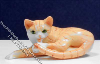 (image for) Dollhouse Scale Model Orange Striped Curled Up Cat