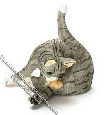 (image for) Dollhouse Scale Model Gray Cat Preening