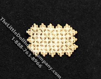 (image for) Miniature 1/4 Scale Laser Cut Place Mat for Dollhouses