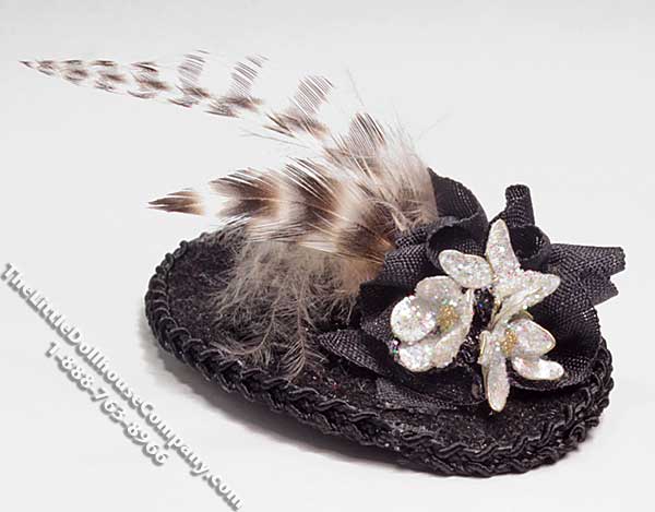 (image for) Ladies Feathered Hat by Nancy Wantiez for Dollhouses