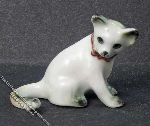 (image for) Miniature Sitting White Cat Statuette for Dollhouses