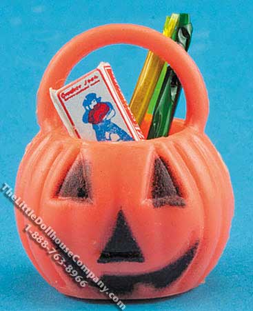 (image for) Miniature Filled Pumpkin for Dollhouses