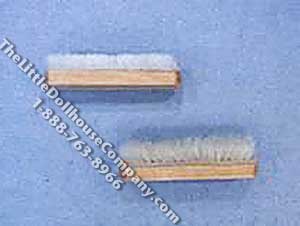 (image for) Miniature Scrub Brush for Dollhouses (1 per pack)