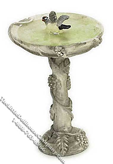 (image for) Miniature Gray Bird Bath with Bird for Dollhouses