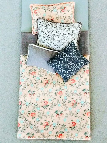 (image for) Miniature Single Bed Peach & Grey Floral Print Bedding Set