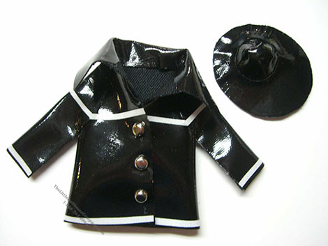 (image for) Miniature Black Fireman Coat and Hat For Dollhouses
