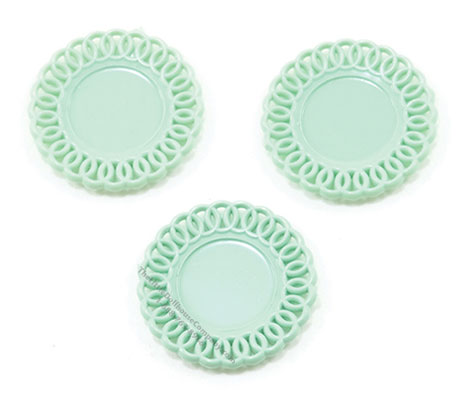 (image for) Miniature Jadeite Lace-Edged Plates For Dollhouses