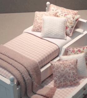 (image for) Miniature Single Rose Checkered Bedding Set with Floral Accents