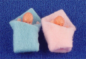 (image for) Miniature Babies in Blanket