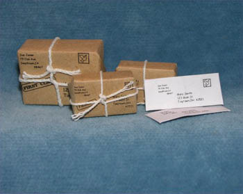 (image for) Miniature Parcels for dollhouses (3 pieces)