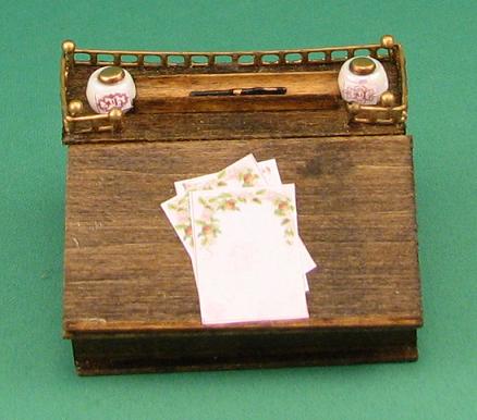 (image for) Desk