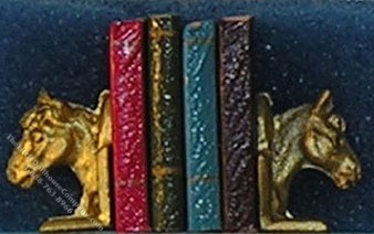 (image for) Miniature Horse Bookends with Books for Dollhouses