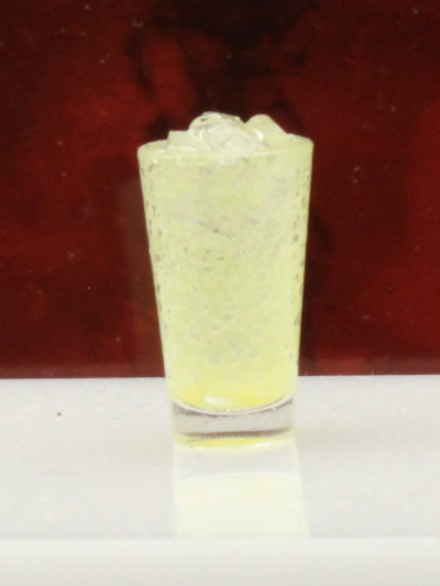 (image for) Miniature Lemonade in Large Tumbler for Dollhouses