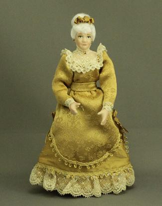 (image for) Lady in Gold Dress