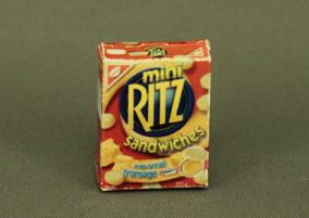 (image for) Dollhouse Miniature Ritz Crackers