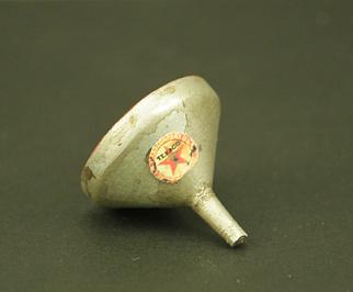 (image for) Dollhouse Scale Model Funnel